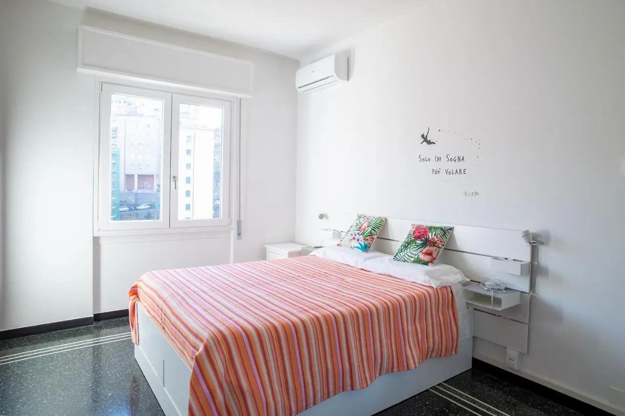Moderno Appartamento Sampierdarena/Centro Genoa Apartment