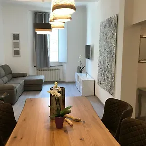  Apartment Lovely Really Downtown - Free Private Parking Included! -