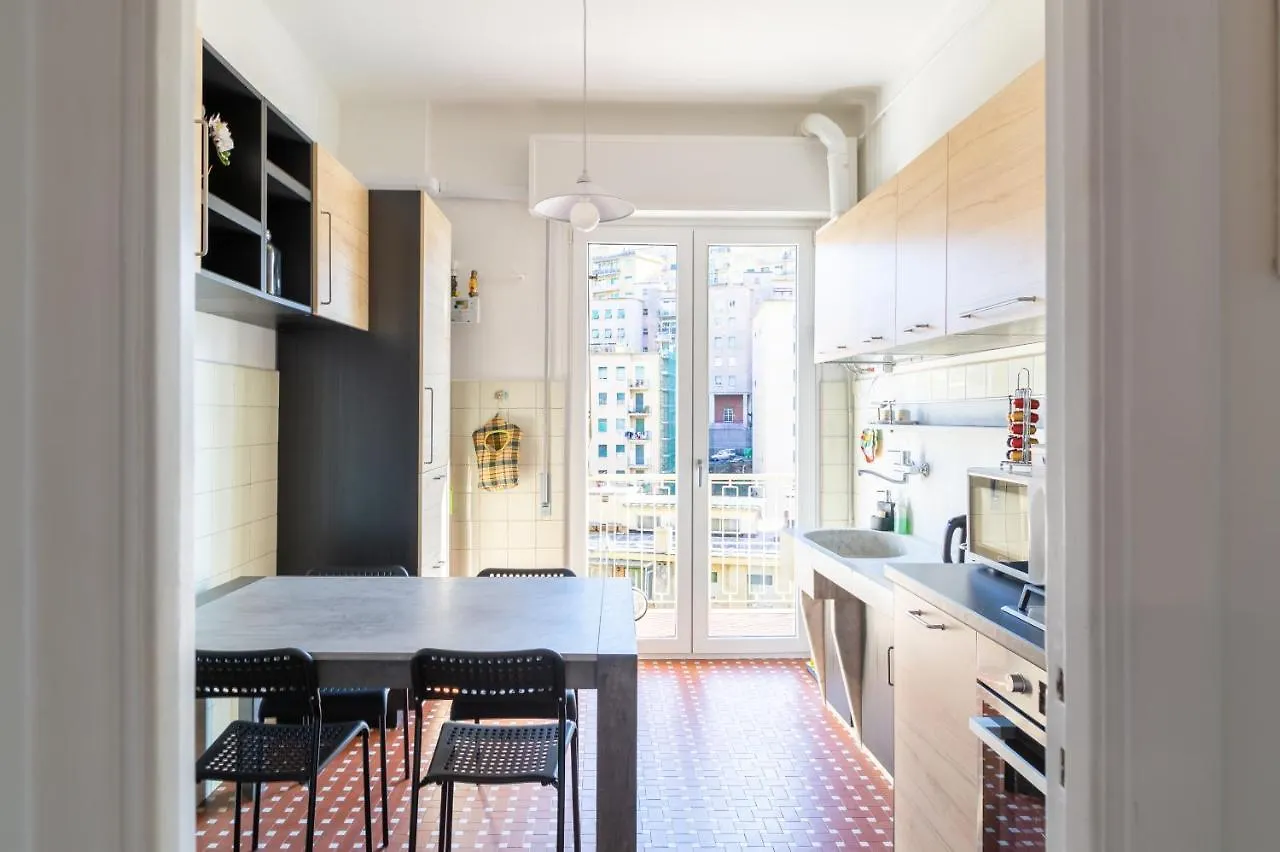 Moderno Appartamento Sampierdarena/Centro Genova Italia