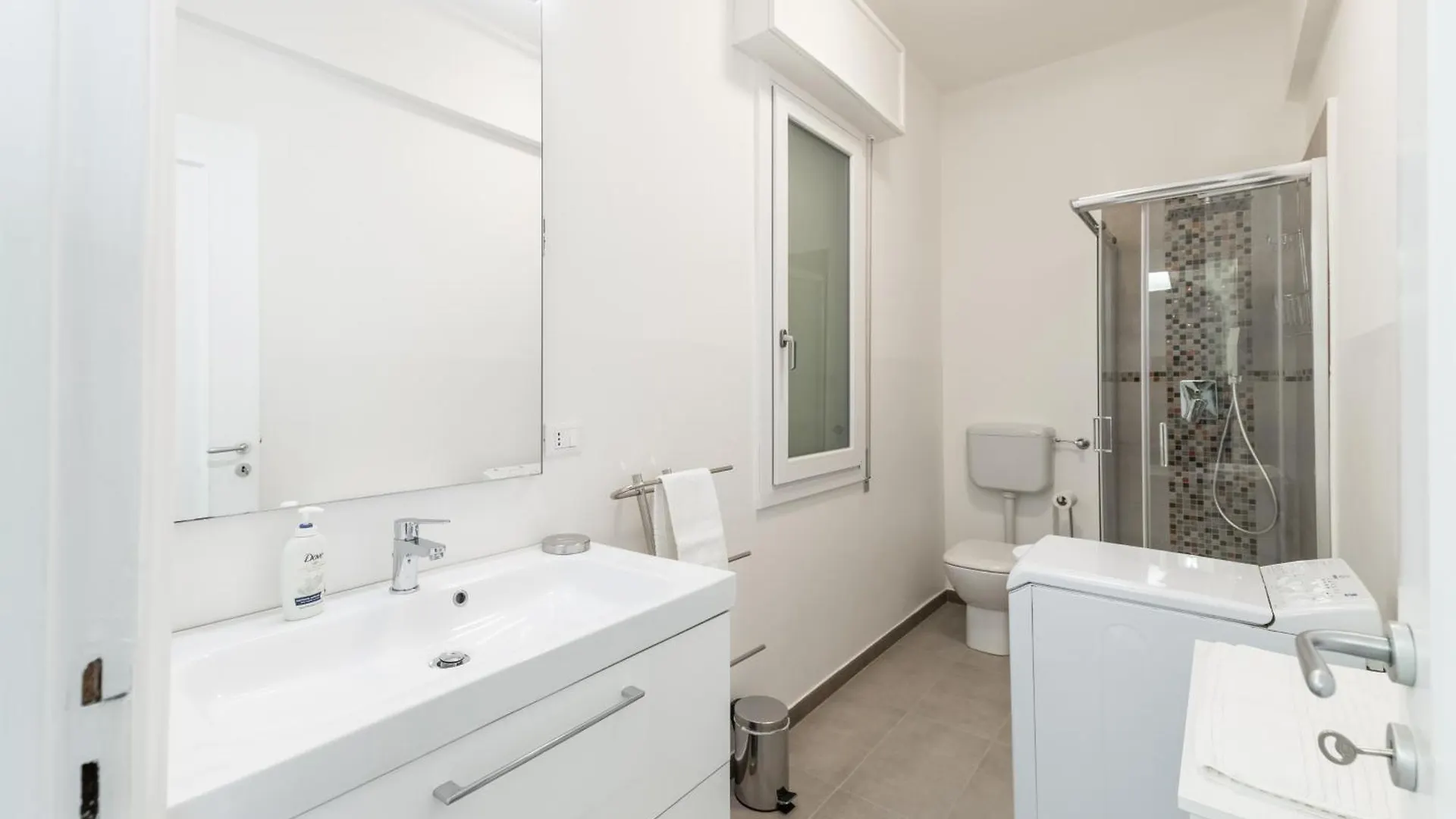 Moderno Appartamento Sampierdarena/Centro Genova